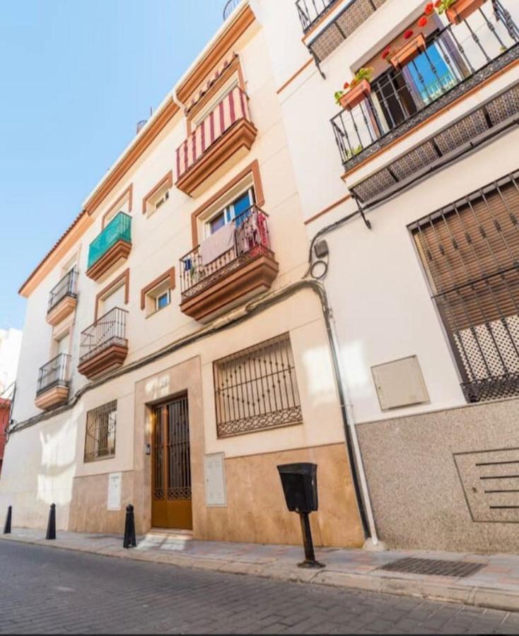 Calle Cuesta Apartment - Near Beach フエンヒロラ エクステリア 写真