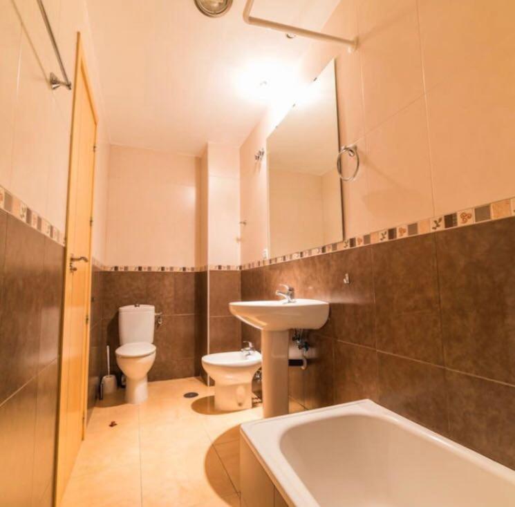 Calle Cuesta Apartment - Near Beach フエンヒロラ エクステリア 写真